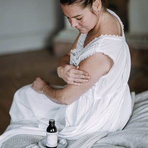 Atooppinen iho: Oireiden helpotus ja luonnolliset tuotteet