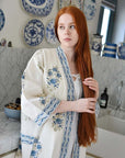 Blue & White Floral naisten vohveli-kylpytakki Puuvillavaatteet Powell Craft 
