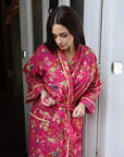 Hot Pink Bird naisten kimono aamutakki Puuvillavaatteet Powell Craft 