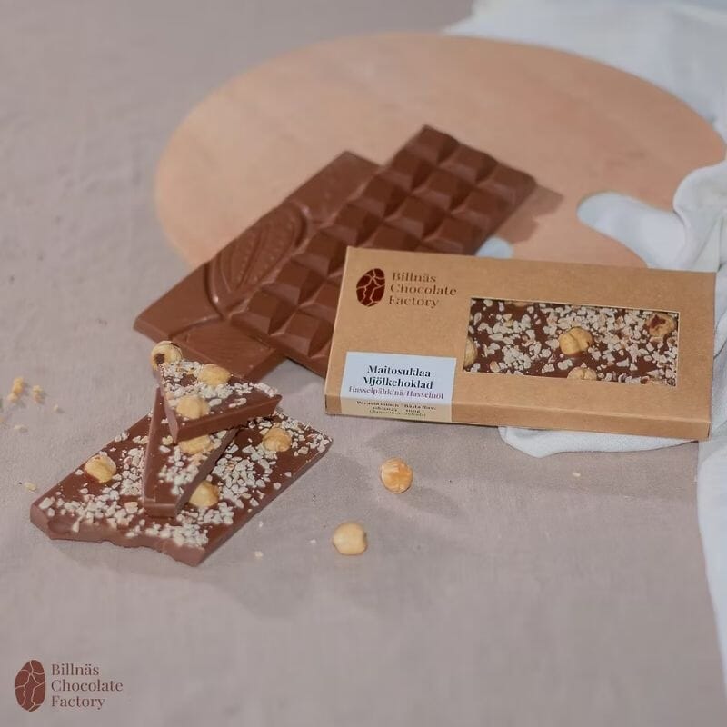 Maitosuklaa & Piemonten hasselpähkinät Makeiset Billnäs 