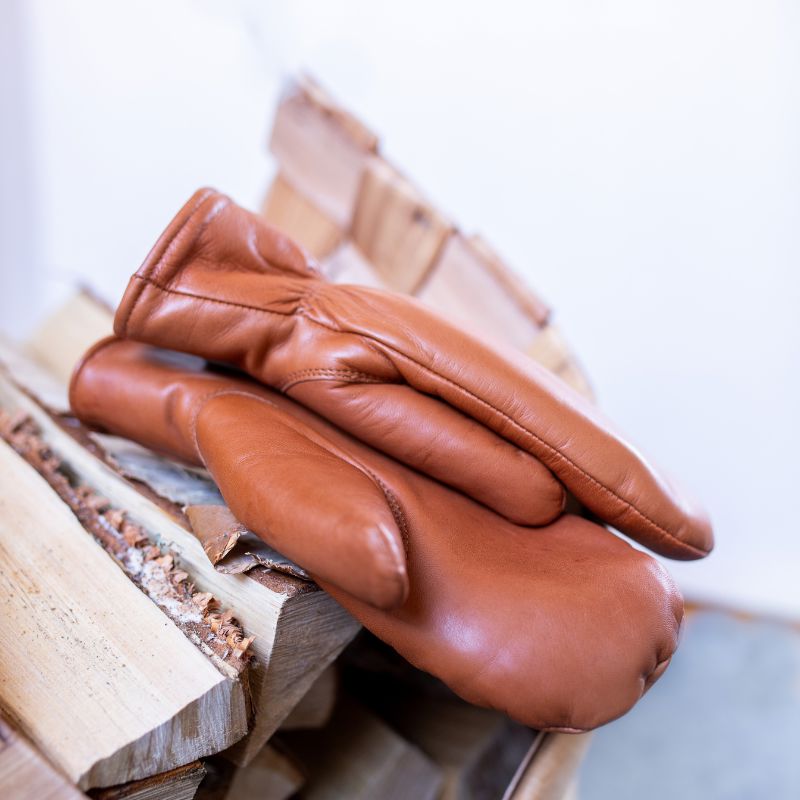 Paccas-kintaat pärehalkokorin päällä.