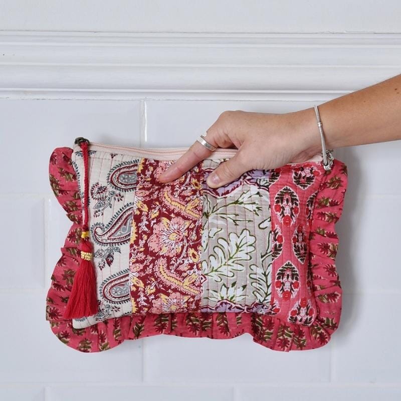 Toilettilaukku - Red &amp; Pink Quilted Laukut Powell Craft 
