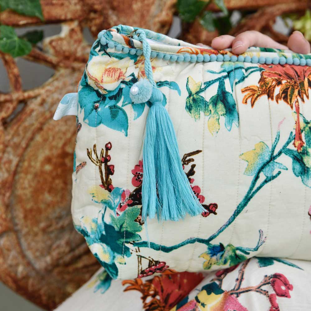 Toilettilaukku - Turquoise Hummingbird Laukut Powell Craft 