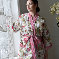 Crimson Garden naisten kimono aamutakki Puuvillavaatteet Powell Craft 