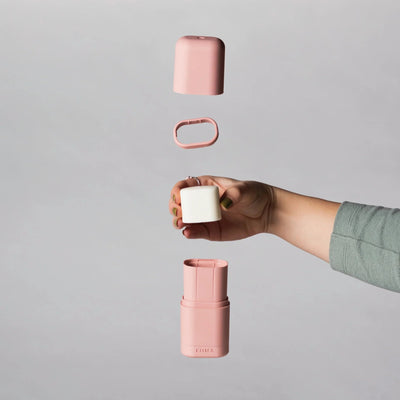 KIIMA -deodorantti aplikaattori ja Kaurilan saunan deopala.