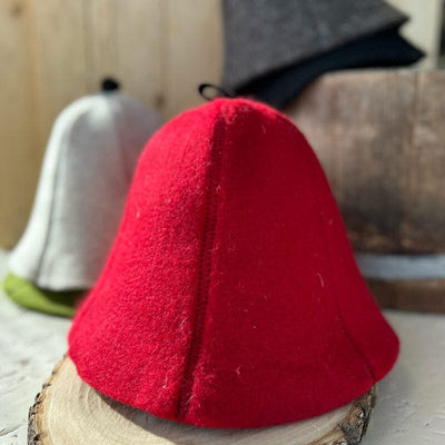 Huopatehdas J. Alhon hauskoja Maahisen Saunahattuja ja puupölkkyjä. 