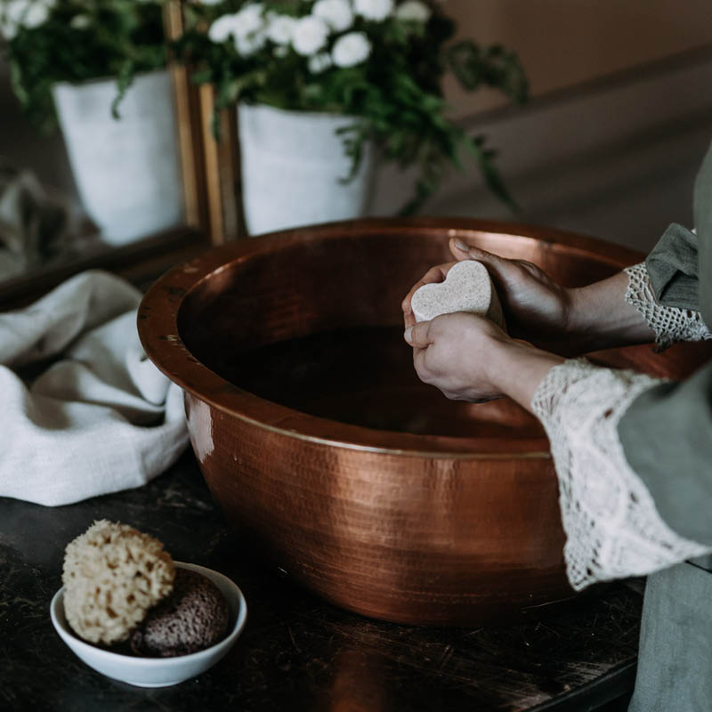 Tuoksuton Kuoriva Hiekkasaippua 110 g METALLI- TAI PAHVIRASIASSA Kuorinnat Kaurilan Sauna 